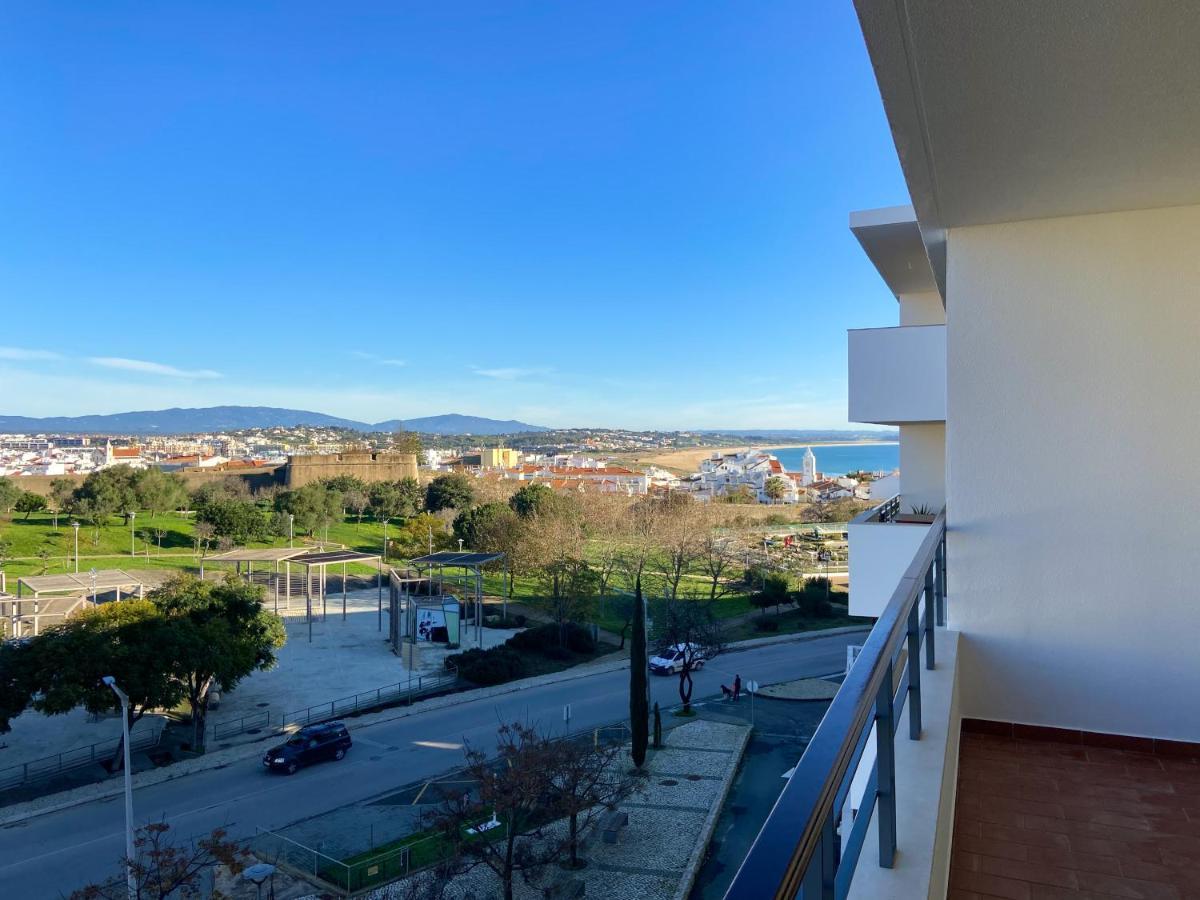 Charming With Panoramic View And Pool #1932