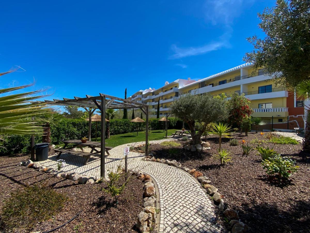 Charming With Panoramic View And Pool #1932