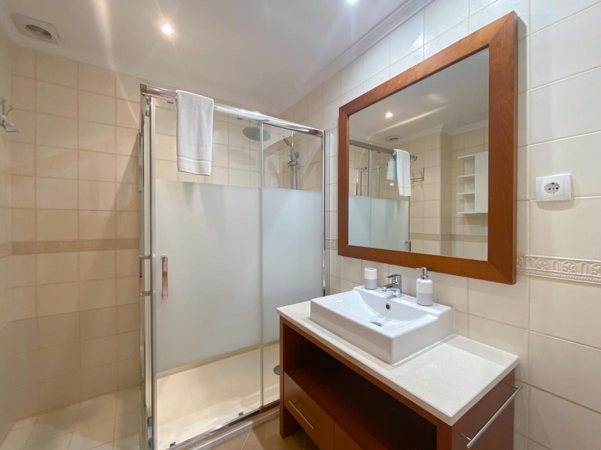 Charming With Panoramic View And Pool #1932 Apartment *